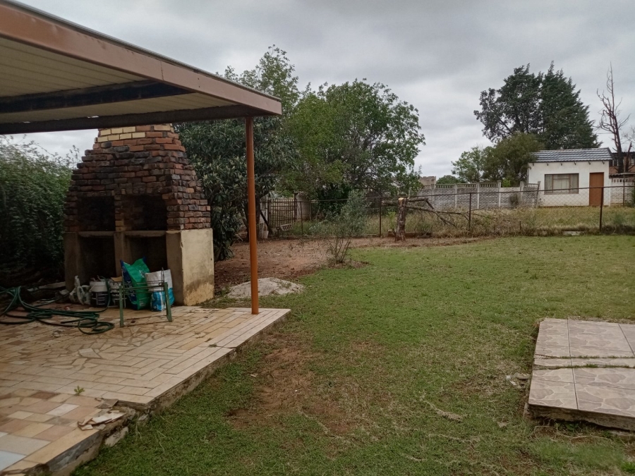 8 Bedroom Property for Sale in Roodewal Free State